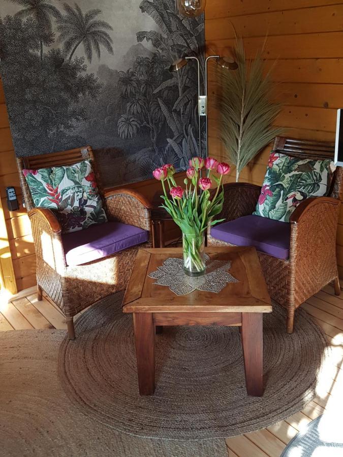 Romantisch Huisje Nabij Het Strand Met Uitzicht Op De Tulpenvelden Julianadorp Exteriér fotografie